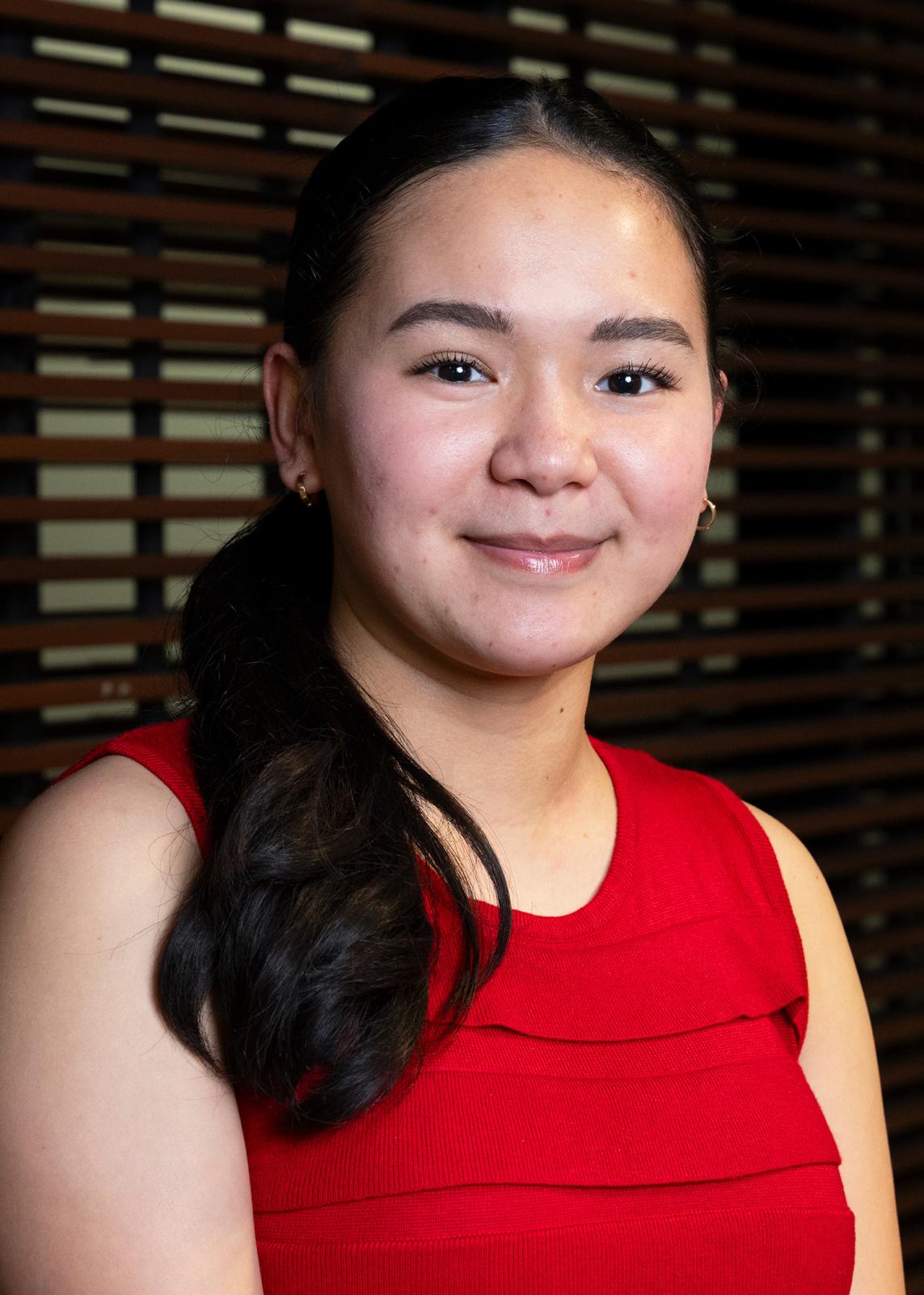Headshot of Isabella Garrard